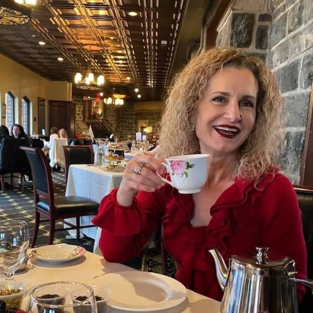 Meet your Posher, Cindy